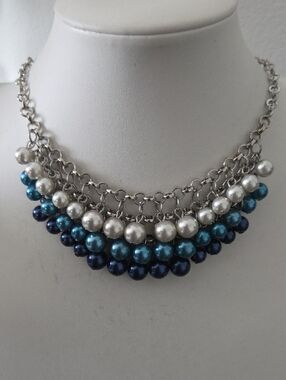 Paparazzi Blue /white Pearl Necklace NWT